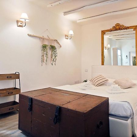 La Casa Del Melo Hotel Bari Kültér fotó